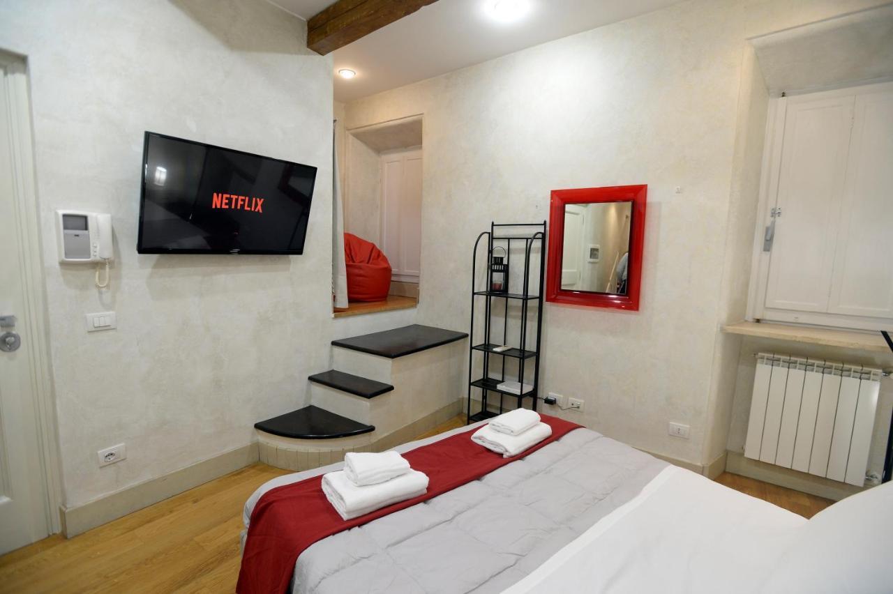 Apartament La Casa Degli Osti 1 - Piazza Navona Rzym Zewnętrze zdjęcie
