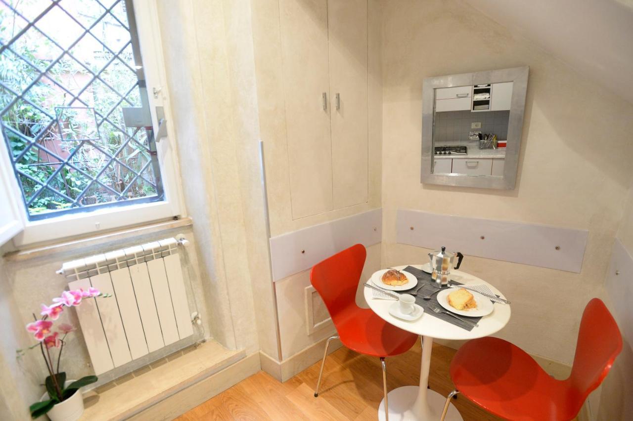 Apartament La Casa Degli Osti 1 - Piazza Navona Rzym Zewnętrze zdjęcie